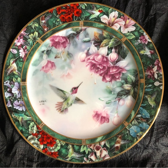 Collectible Decorative Plates: Lena Liu’s Hummingbird Treasury Set of 6 - Picture 3 of 17